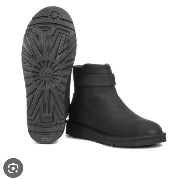 UGG Women Rella Water Resistant  Bla k Ankle Boots Size 9 - Picture 1 of 10